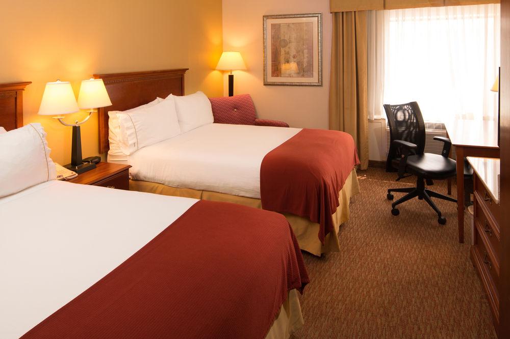 Holiday Inn Express & Suites Greensboro - I-40 Atwendover By Ihg Экстерьер фото