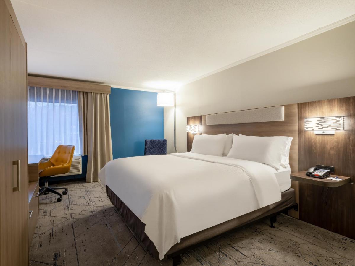 Holiday Inn Express & Suites Greensboro - I-40 Atwendover By Ihg Экстерьер фото