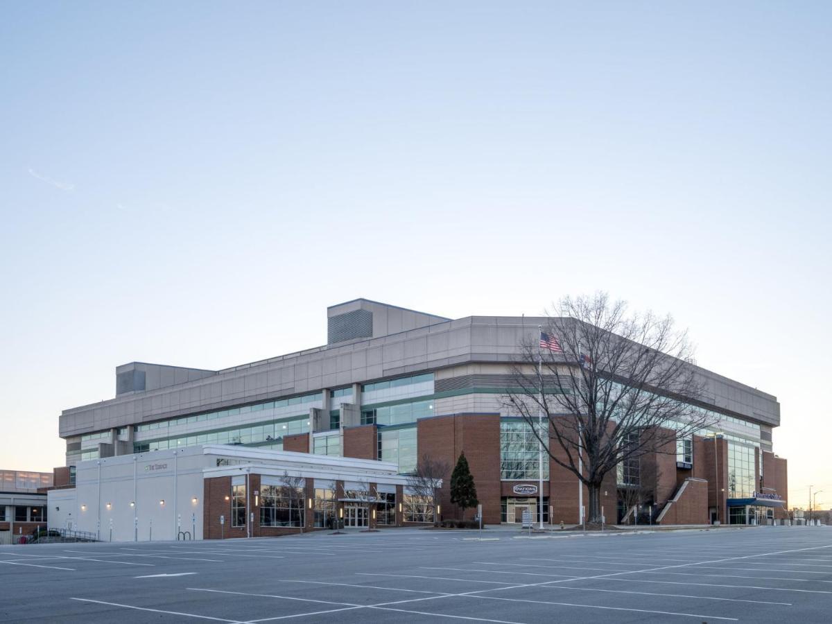 Holiday Inn Express & Suites Greensboro - I-40 Atwendover By Ihg Экстерьер фото