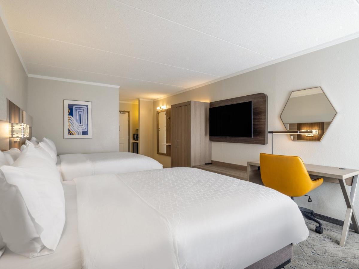 Holiday Inn Express & Suites Greensboro - I-40 Atwendover By Ihg Экстерьер фото