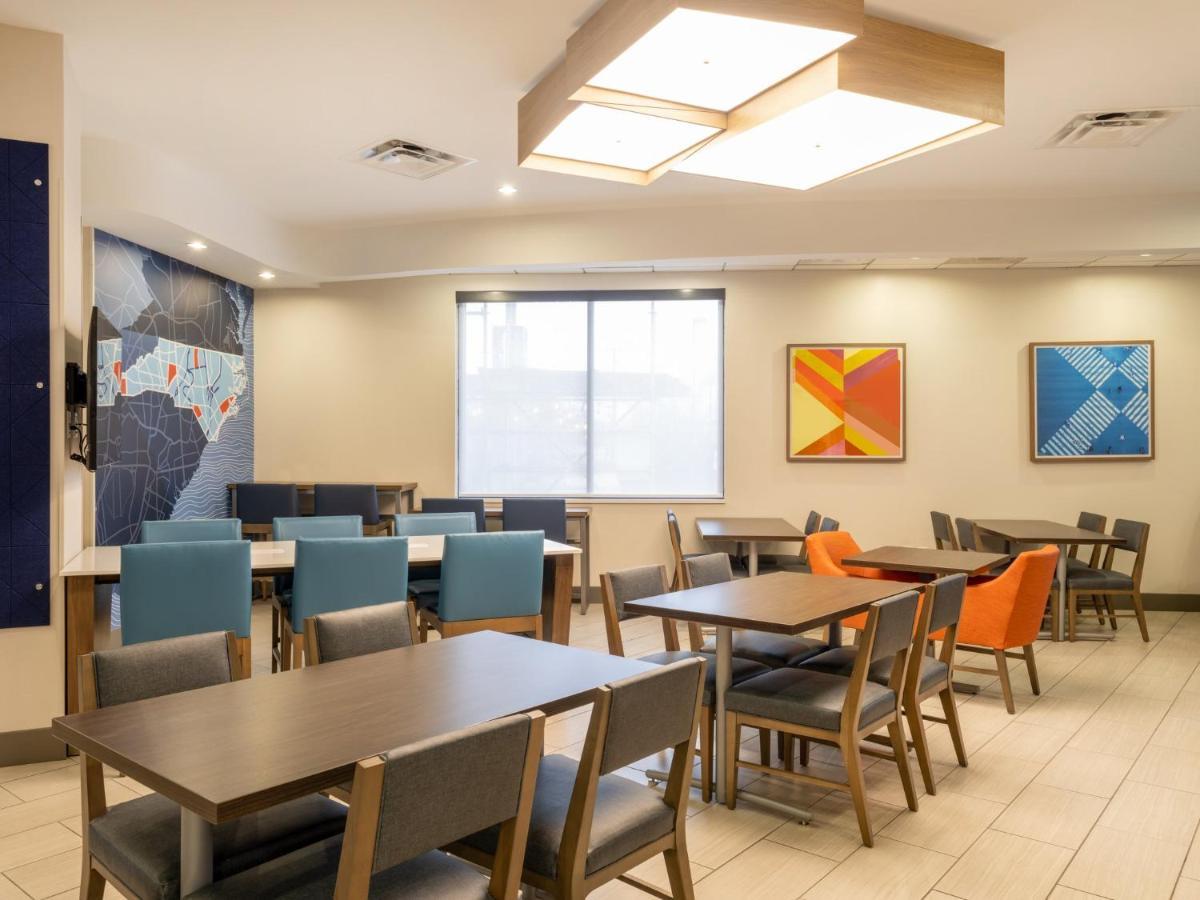 Holiday Inn Express & Suites Greensboro - I-40 Atwendover By Ihg Экстерьер фото