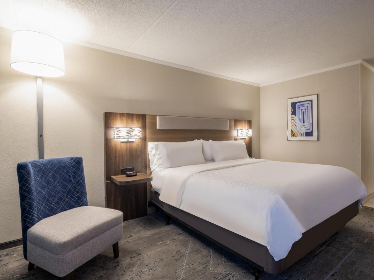 Holiday Inn Express & Suites Greensboro - I-40 Atwendover By Ihg Экстерьер фото